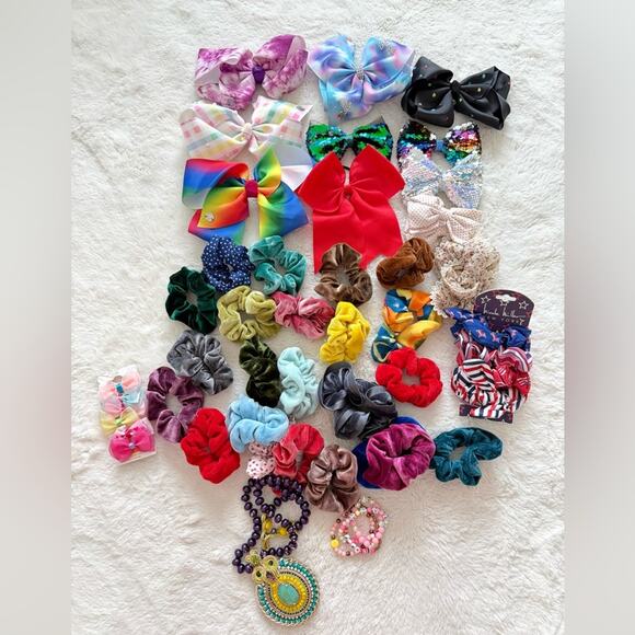 Other - Bundle of girls hair accessories